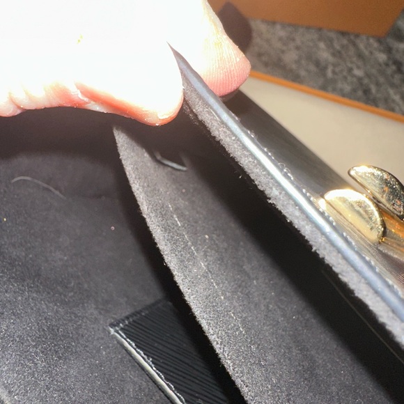 Louis Vuitton Twist MM - Picture 15 of 15